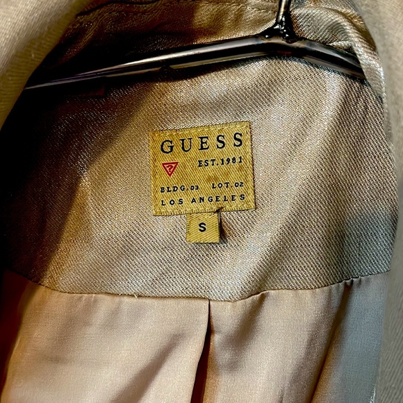 Guess Jacket size small used not abused good shape tan sparkle colour - Picture 2 of 3
